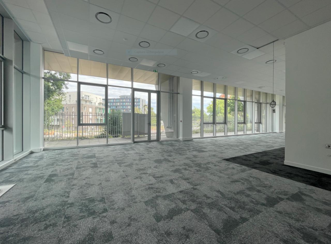 Bureau Villeneuve-d'Ascq 4213m² Location bureau Villeneuve-d'Ascq Nord OLBUR2201876 13
